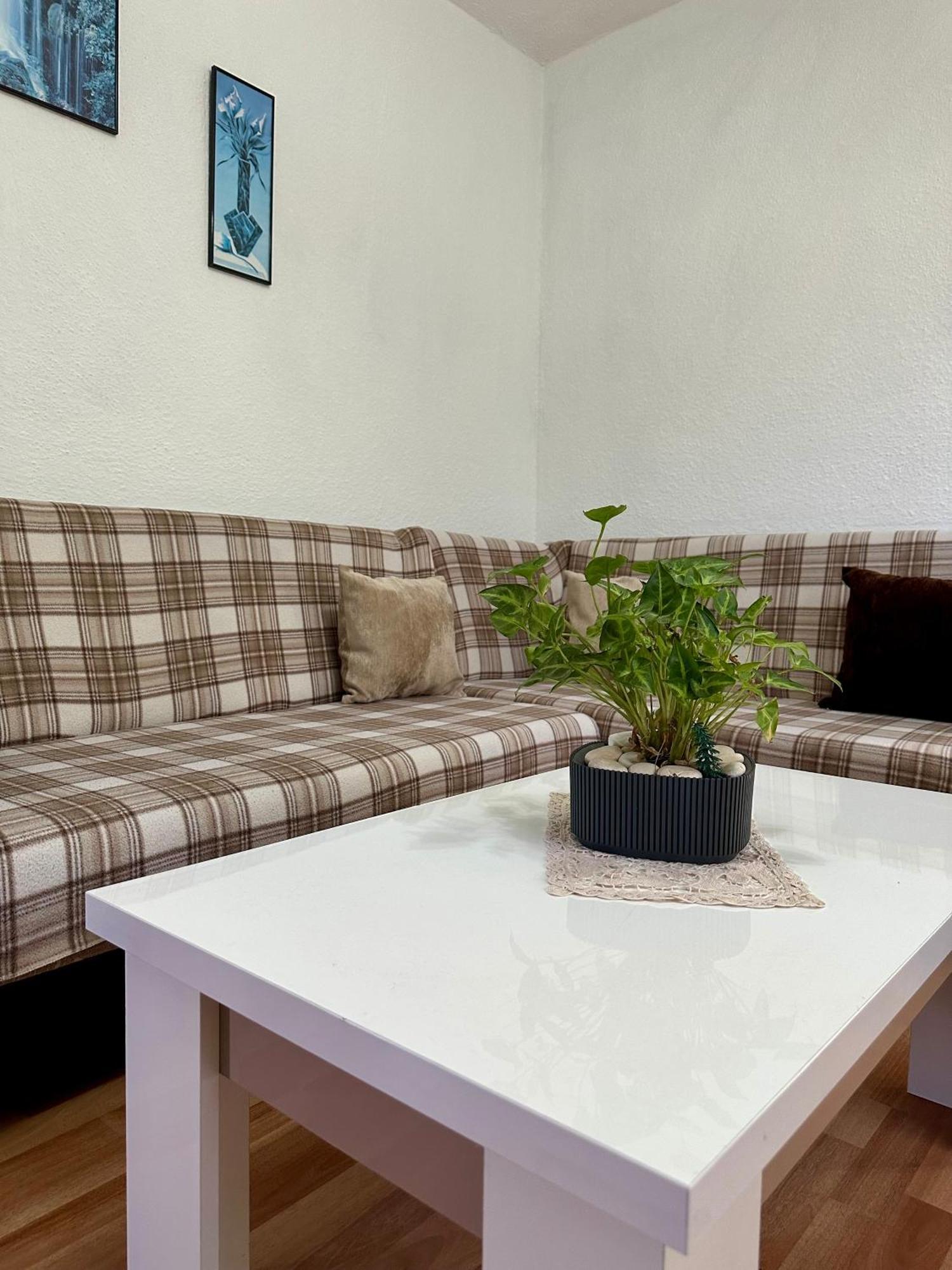 ポグラデツJea Houseアパートメント エクステリア 写真